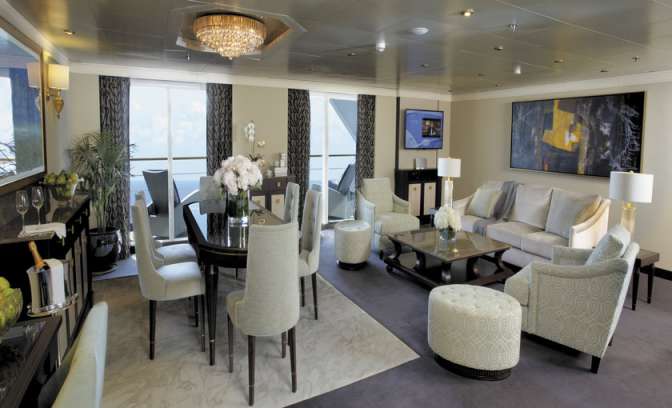 Master Suite van Regent Seven Seas