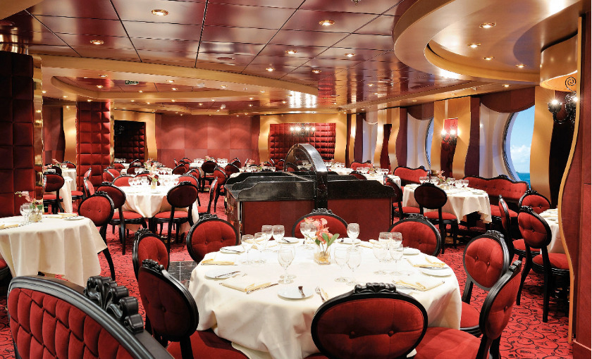 Dinnerzaal op de MSC Fantasia