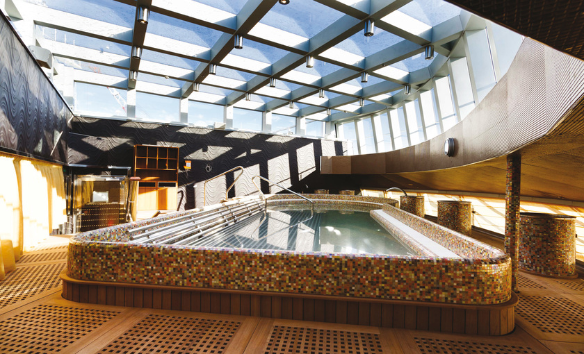 Een relaxbad bij de spa op de Costa Diadema