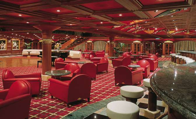 Lounge cruise Carnival Triumph