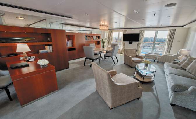 Seven Seas Voyager Master Suite